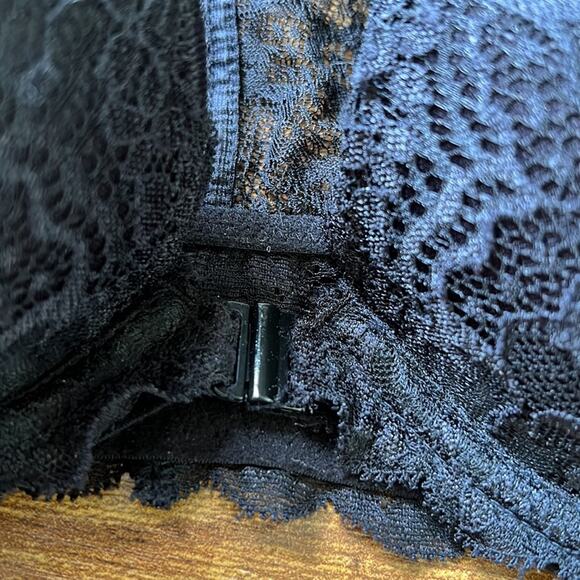 PINK Black Floral Lacey Push Up Date Racerback Bra - Picture 4 of 9